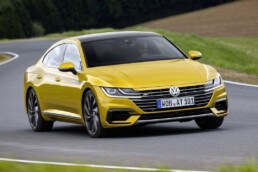 volkswagen-start-stop-uzaktan-calistirma-ekranli-yedek-anahtar_ust